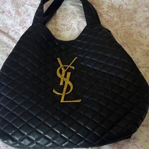 Elegant Black Quilted Hobo Bag with Gold Accents